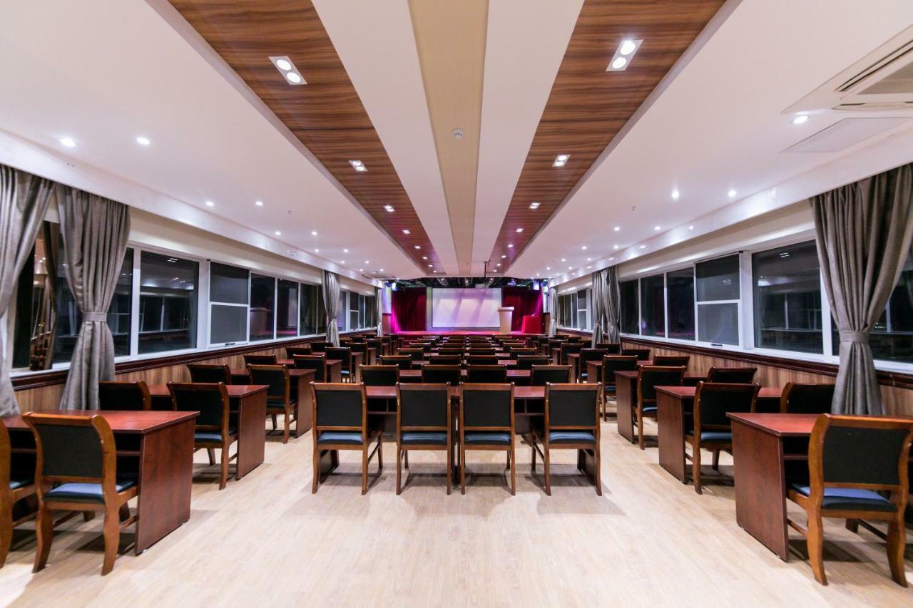 Ibis Nantong Qingnian Otel Dış mekan fotoğraf